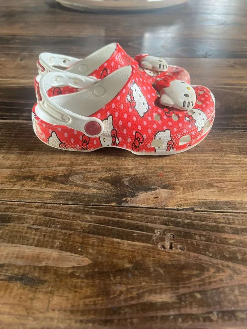 Size 13 Crocs Hello Kitty!